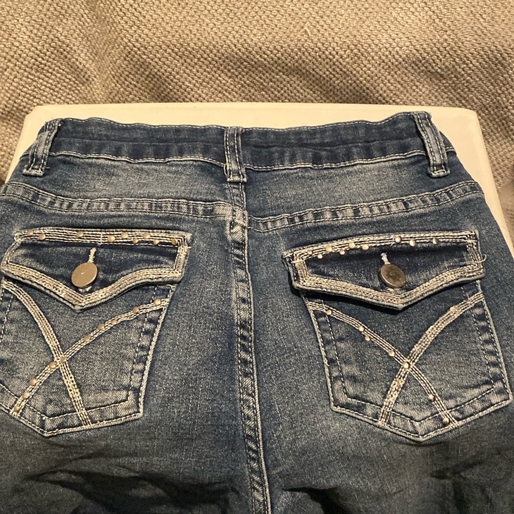 slight flared jeans